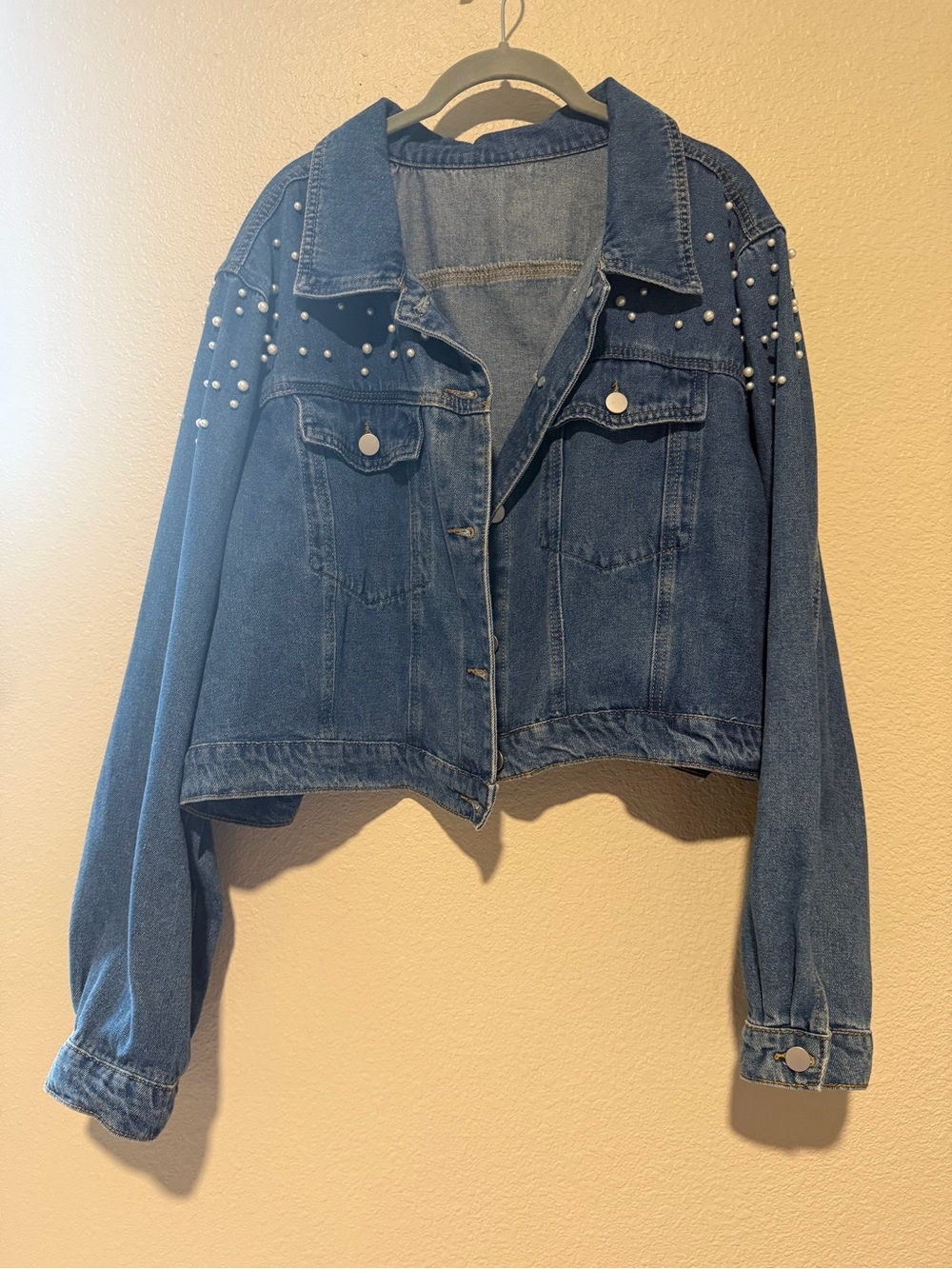 SHEIN Blue Pearl-Embellished Cropped Denim Jacket